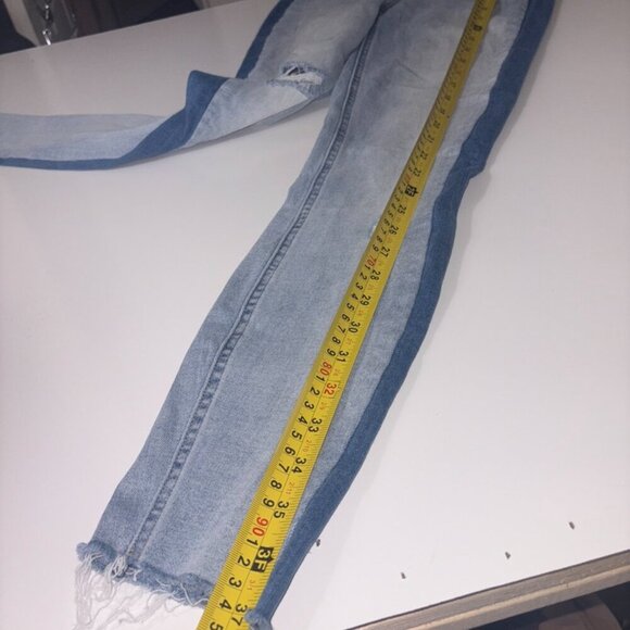 Spanx Distressed Skinny Slimming Jean Pull On Side Stripe Light Wash Blue Size S - Picture 12 of 15